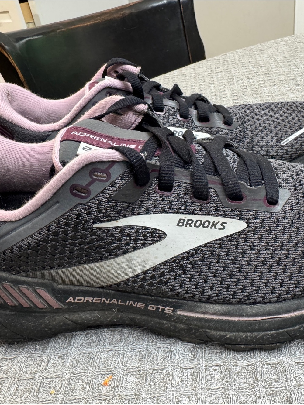 Brooks Adrenaline GTS Women’s Running Shoes - Black & Pink Accent